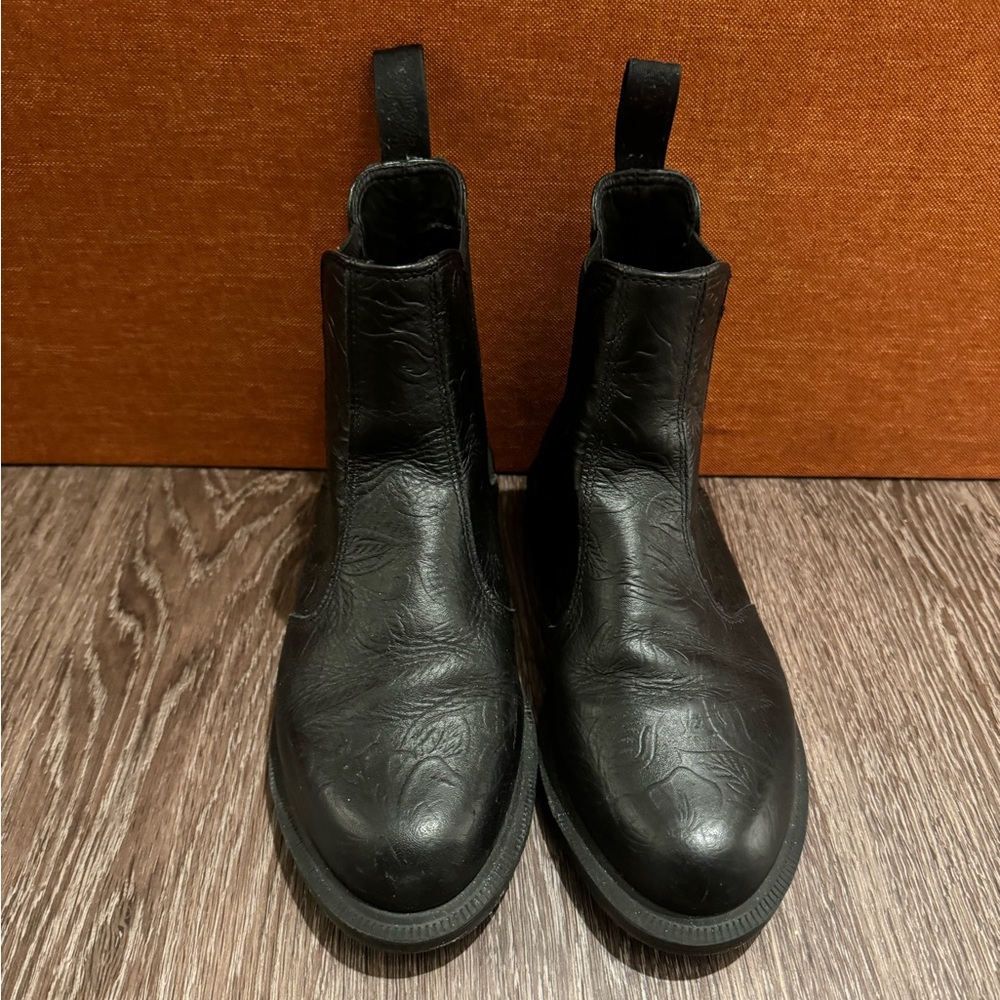 Dr. Martens Chelsea Boots